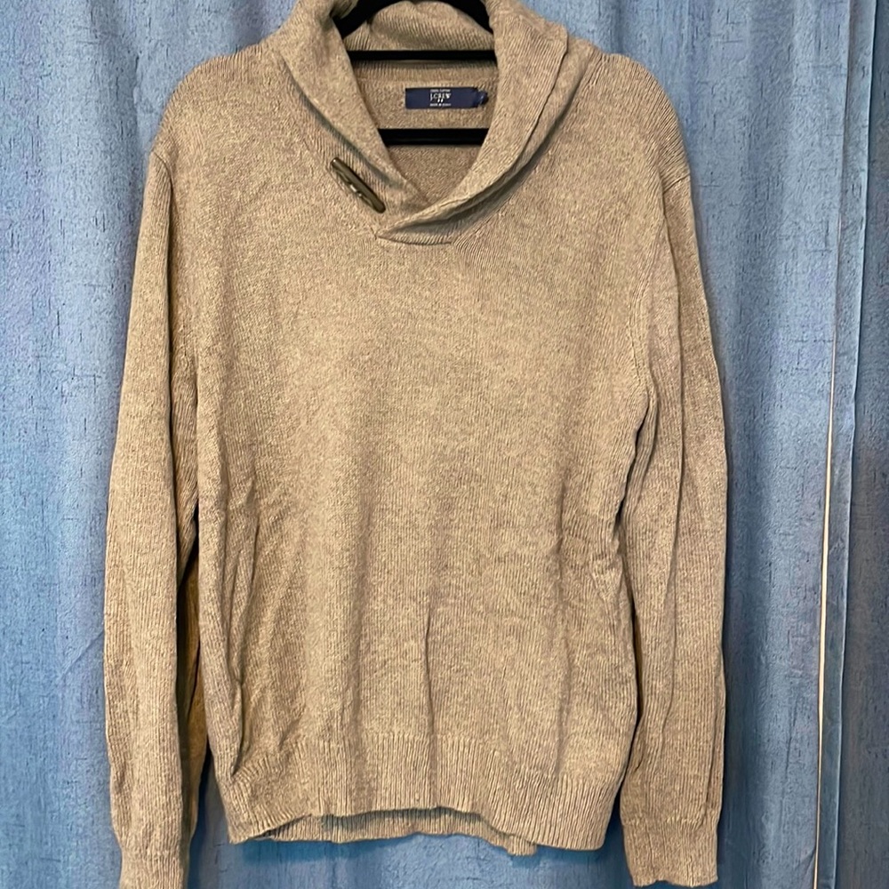 Beige / khaki colored mens sweater, size large, cotton